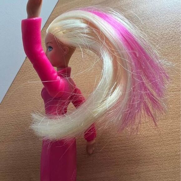 2016 - McDonald's Happy Meal Toy - "Barbie Spy Squad" - #1 Agent Barbie - Open - Picture 4 of 6